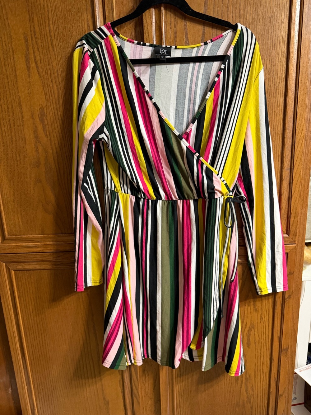 Woman’s dress by Derek heart size xl